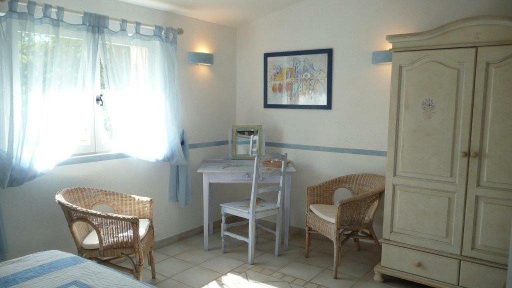 Les Chambres Des Taillades Les Taillades Εξωτερικό φωτογραφία