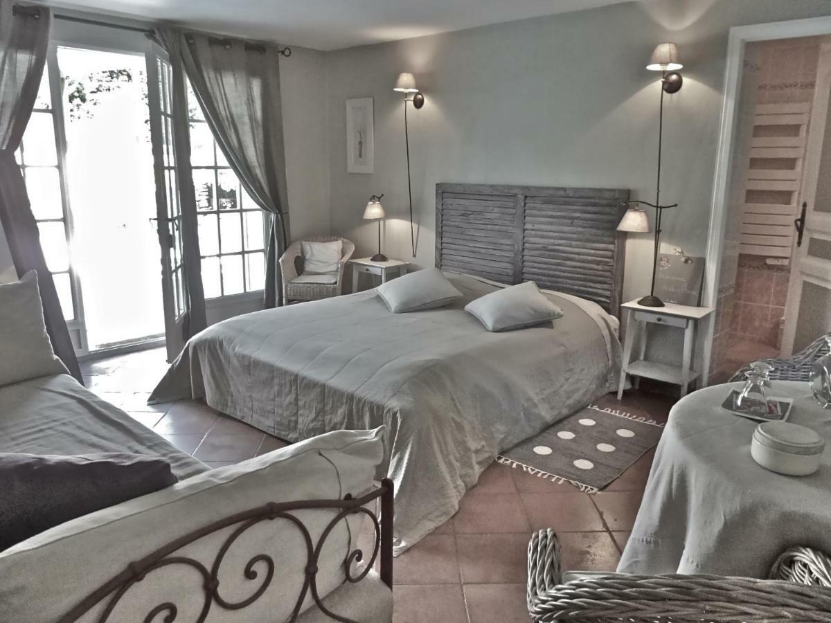 Les Chambres Des Taillades Les Taillades Εξωτερικό φωτογραφία